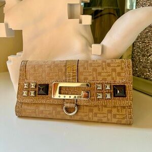 Guess Wallet